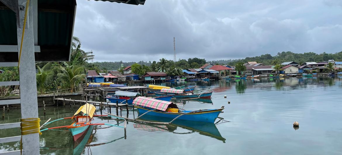 Indonesia’s low-lying coastal areas are susceptible to tsunamis. Indonesia’s low-lying coastal areas are susceptible to tsunamis.