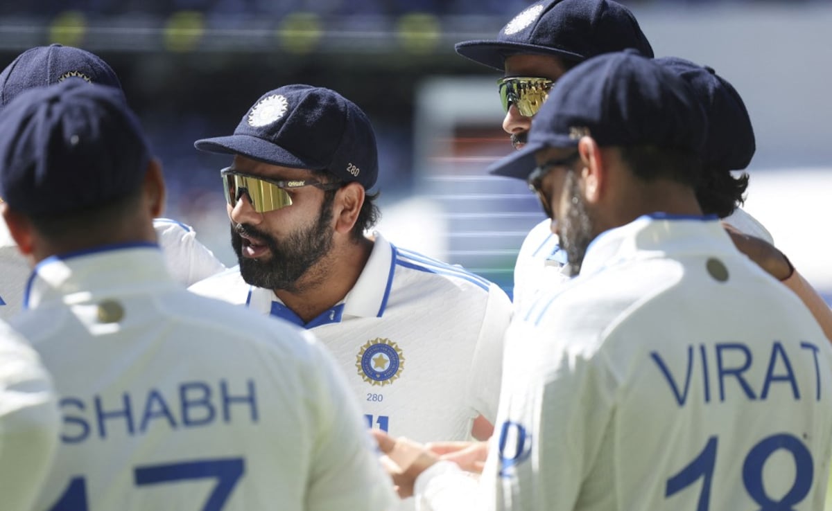 "Juthe Log": Rohit Sharma And Co. Blasted By Ex-India Star On Yashasvi Jaiswal DRS Row