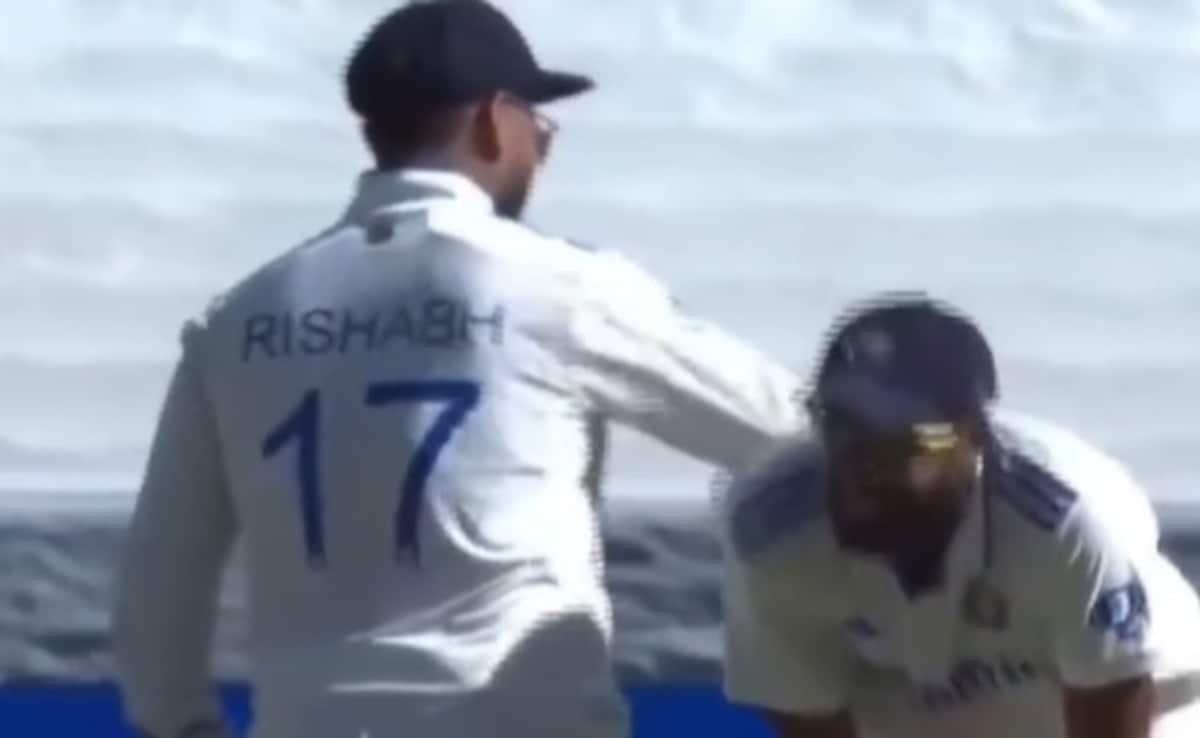 "Nahi Lag Raha Zor": 'Exhausted' Jasprit Bumrah's Desperate Plea To Rohit Sharma Goes Viral