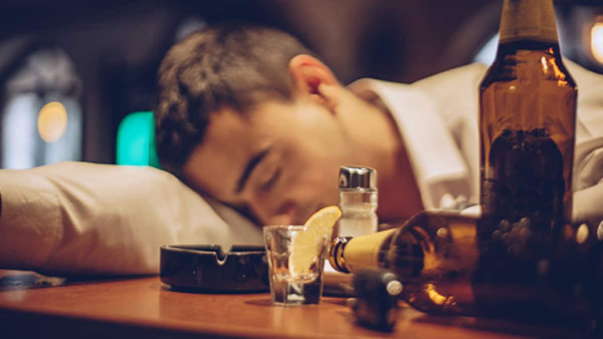 How To Get Rid Of An After-Party Hangover – Easy Tips