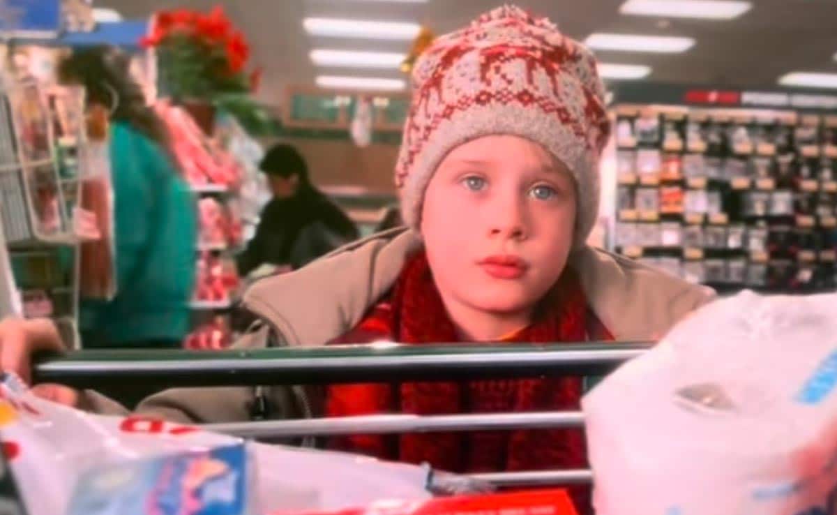 ‘Home Alone’ Director Reveals How Mccallisters Could Afford Lavish House