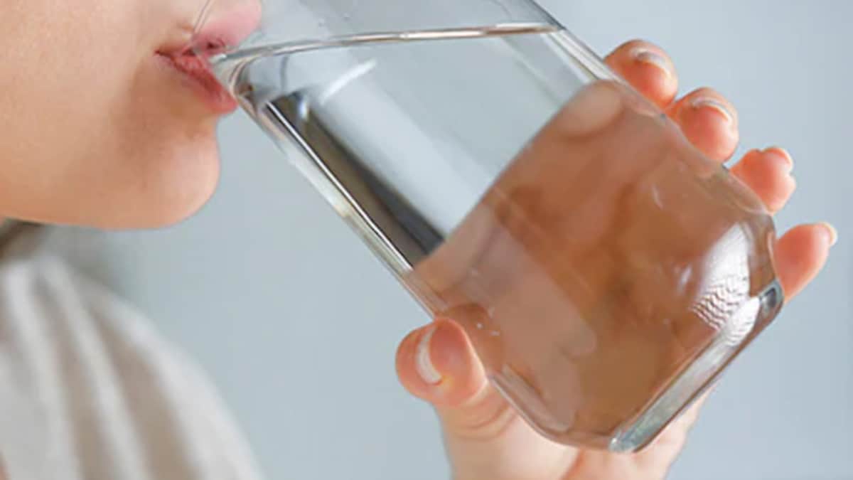 Do You Need Extra Water On A High-Protein Diet? A Nutritionist Explains