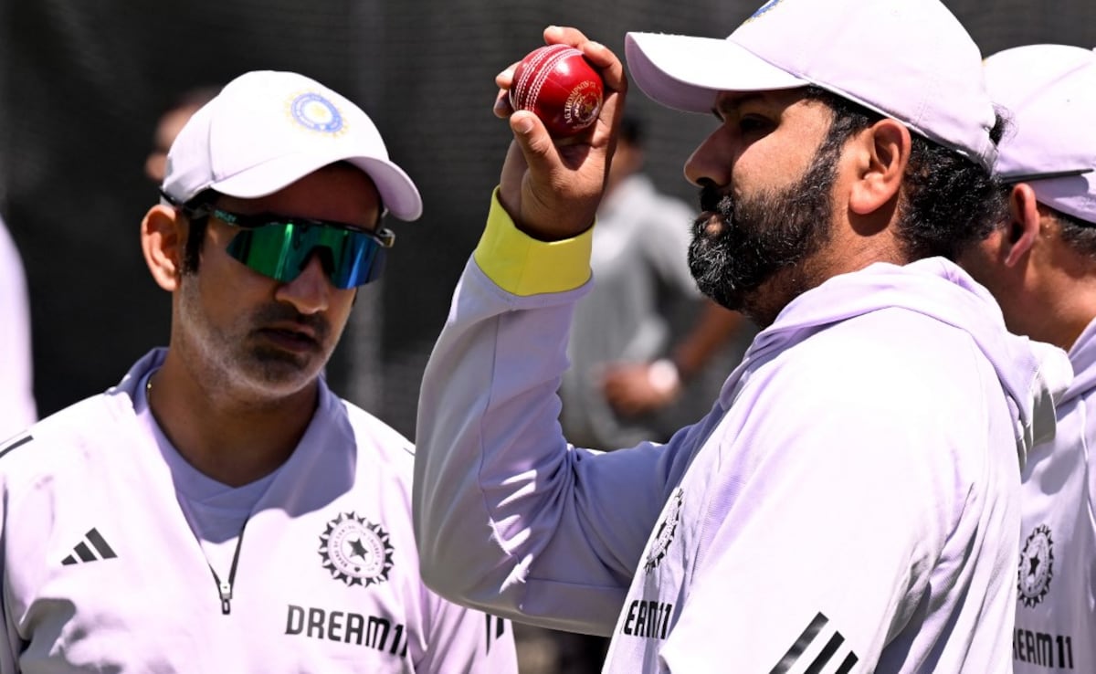 Gautam Gambhir, Rohit Sharma Ignore Each Other During Practice - Report Makes 'Split' Claim