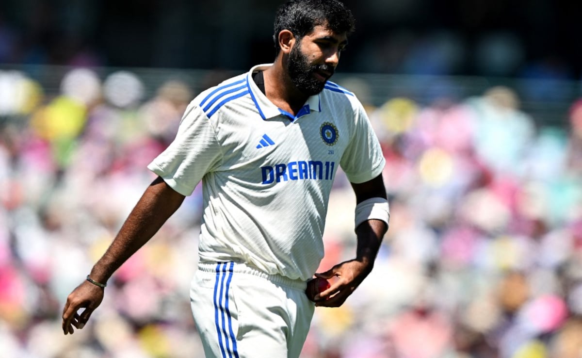 Jasprit Bumrah Suffers Back Spasm, But Will He Bowl On Day 3? Teammate Says, "Medical Team..."