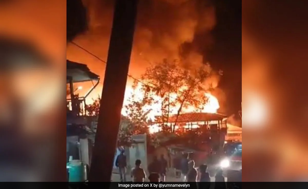 Fire Damages Over 15 Houses In Manipur's Moreh Town, 2 Injured
