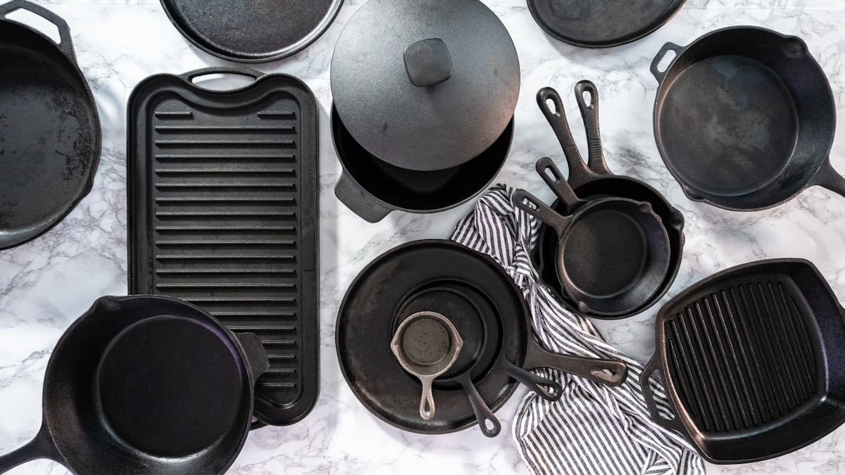 5 Mistakes That Can Ruin Your Iron Cookware While Cleaning Them