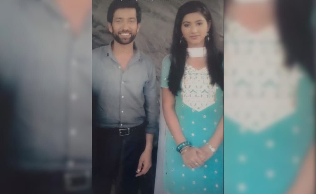 Nakuul Mehta Shares A Throwback Picture With Bade Acche Lagte Hai 2 Co-Star Disha Parmar: "Any resemblance is..."