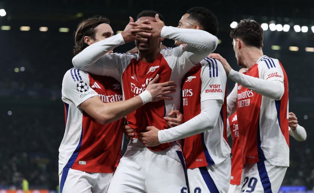 Arsenal v Manchester United Headlines FA Cup 3rd Round; Star Player To Face His Own Son