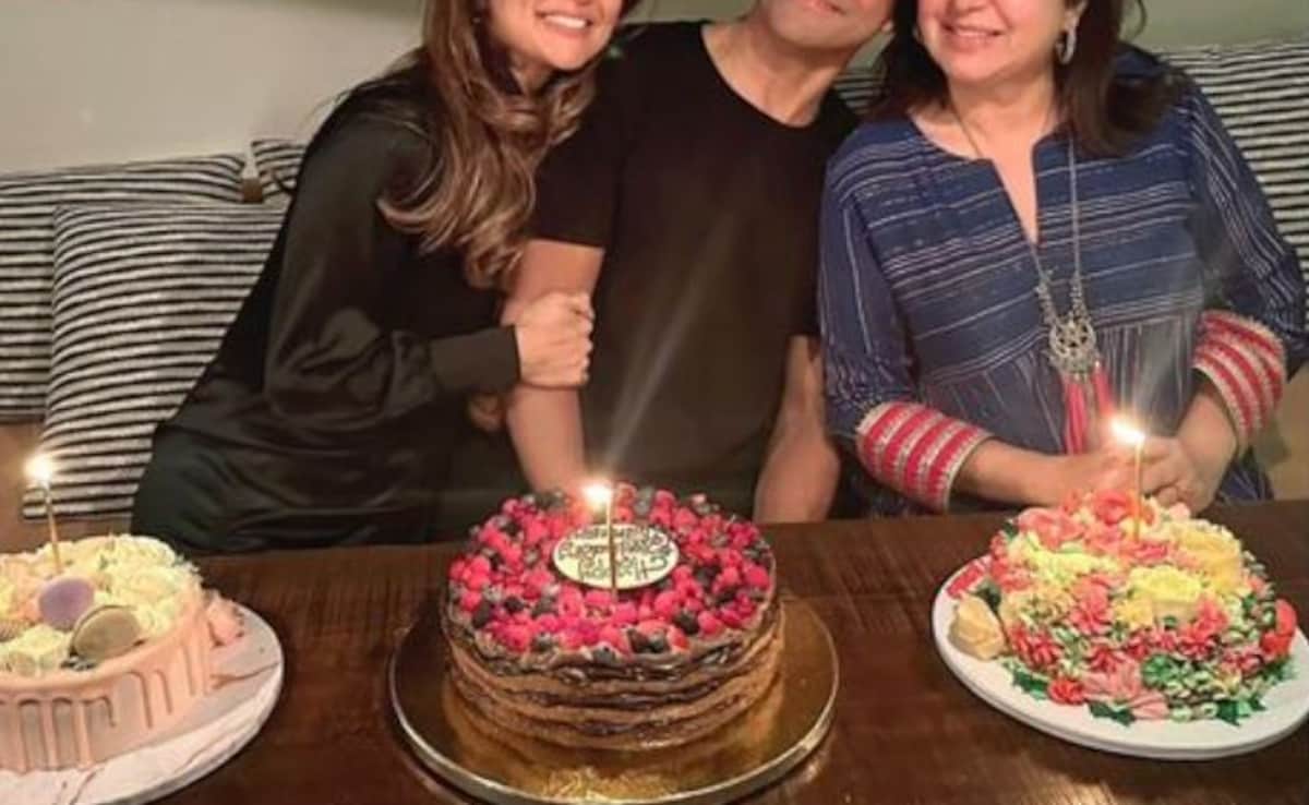 Triple Celebrations - Farhan Akhtar, Farah Khan And Anusha Dandekar Ring In Birthday Together