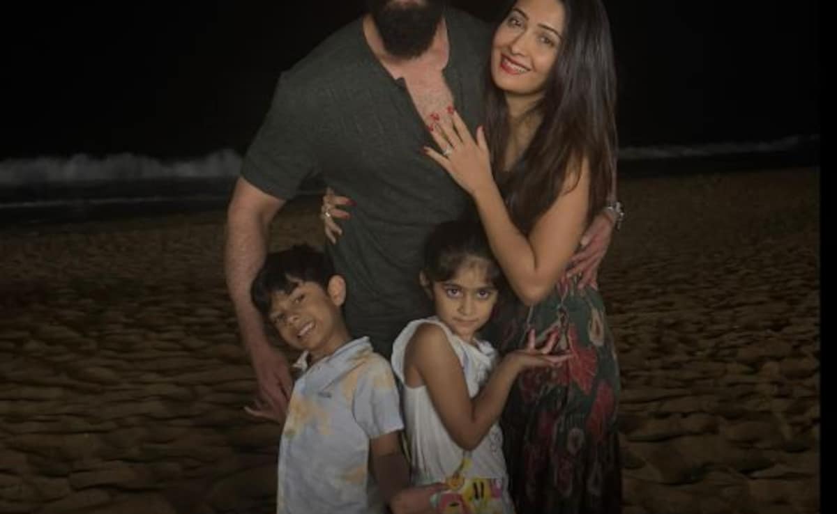 Yash's Birthday Famjam In Goa With Wife Radhika And Children Ayra And Yatharv