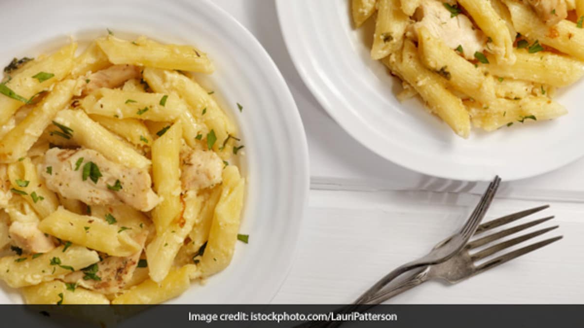 Watch: This Easy, Cheesy White Sauce Pasta Recipe Is What We Are Obsessed With Today!