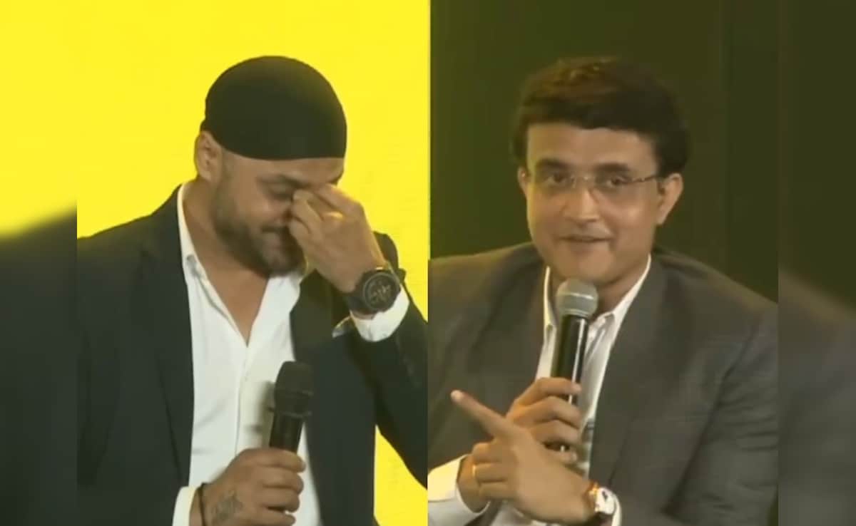Harbhajan Singh Can't Hold Tears While Thanking Sourav Ganguly, Old Video Resurfaces