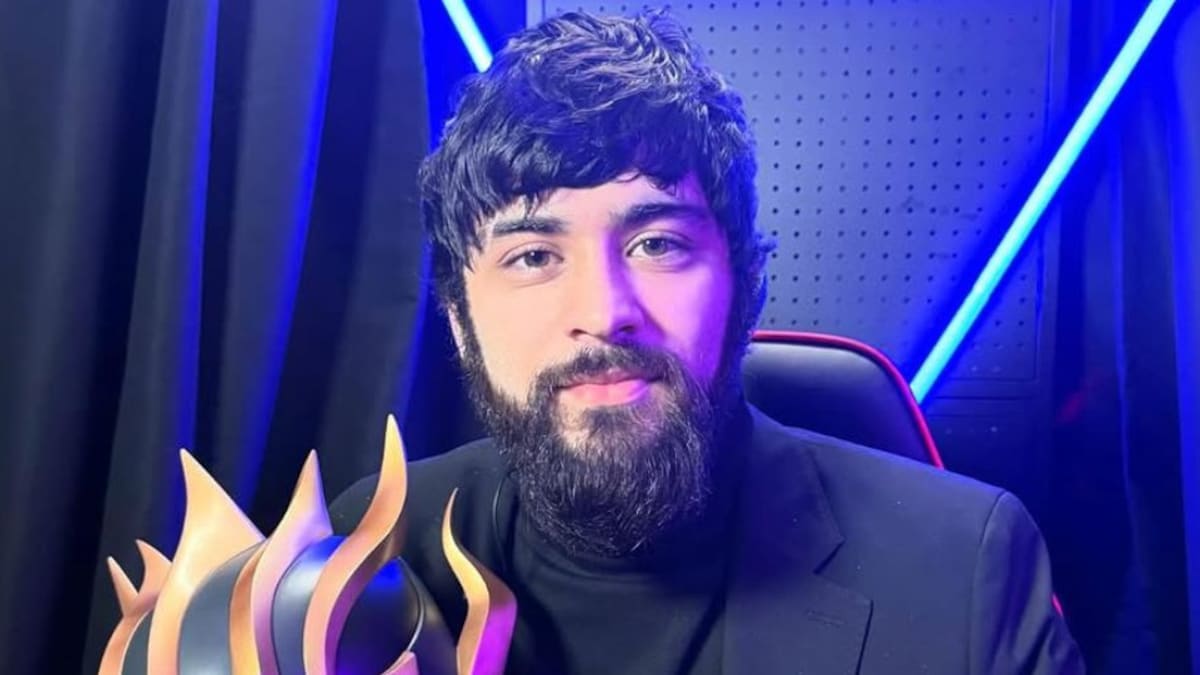 Zayn Malik Celebrates His 32nd Birthday With A Last Of Us-Themed Cake – See Pics