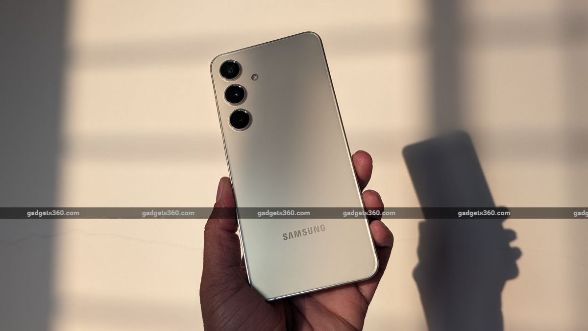 iPhone 17 Air and Samsung Galaxy S25 Slim Tipped to Get Smaller Batteries than Standard Models