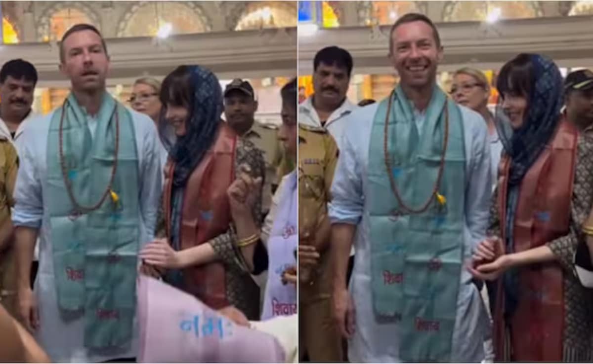 Ahead Of Coldplay Mumbai Concert, Chris Martin And Girlfriend Dakota Johnson Seek Blessings At Babulnath Temple