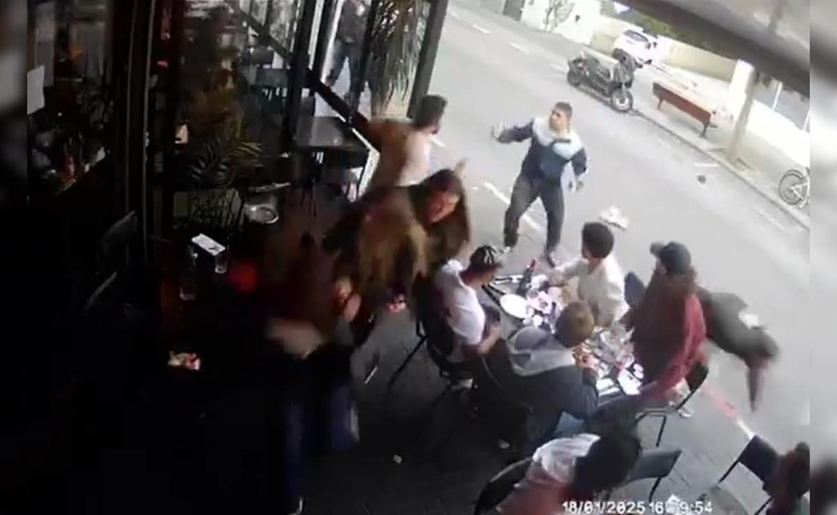 On Camera, 1 Injured In Tel Aviv Stabbing Attack Ahead Of Gaza Ceasefire Deal