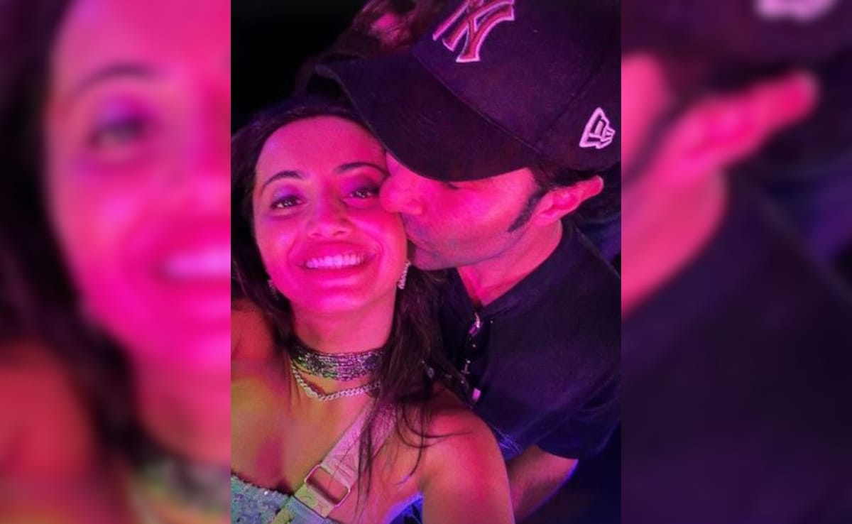 Aadar Jain Enjoys Coldplay Concert In Mumbai With Wife Alekha Advani