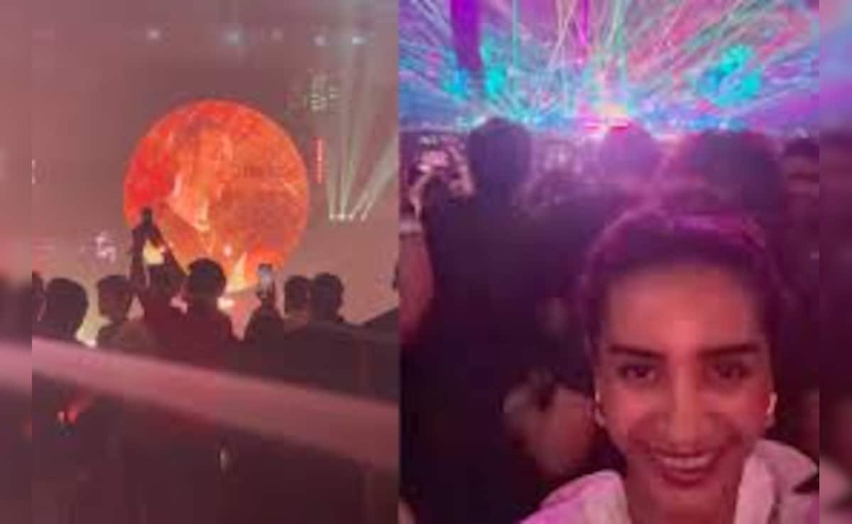 At Coldplay’s Star-Studded Mumbai Concert