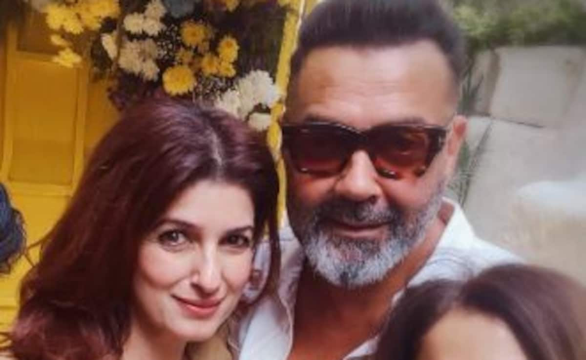 Barsaat Co-Stars Twinkle Khanna And Bobby Deol Reunite (Again)