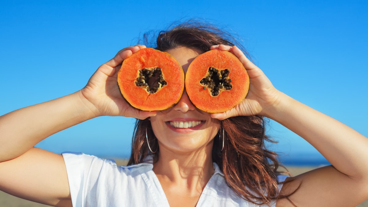 Say Goodbye To Dry, Flaky Skin With 4 Essential Diet Tips From Nutritionist