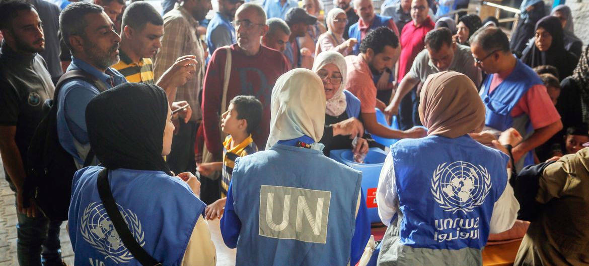 UNRWA and partners begin the second round of the polio vaccination campaign in Gaza in 2024. (file) UNRWA and partners begin the second round of the polio vaccination campaign in Gaza in 2024. (file)