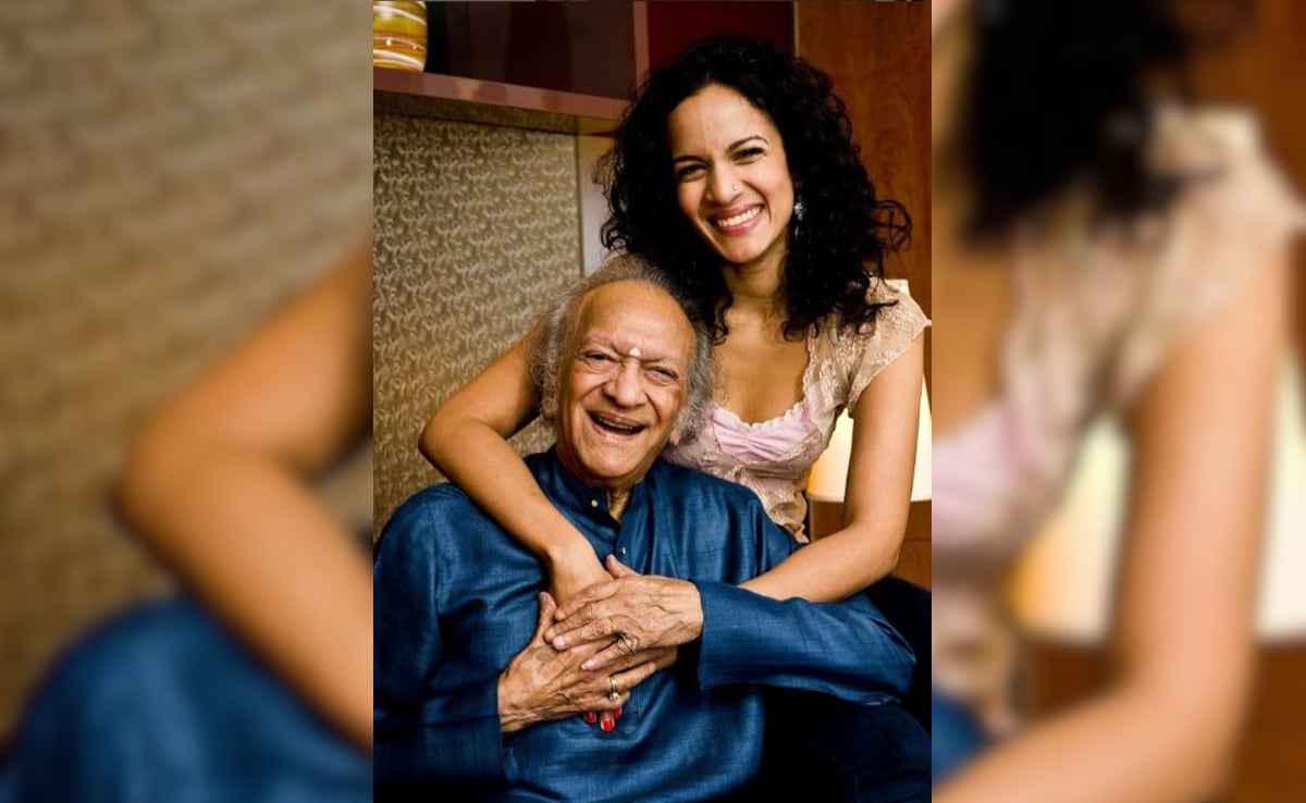 Anoushka Shankar Reveals Ravi Shankar "Didn't Even Know" He Had Two Grammys