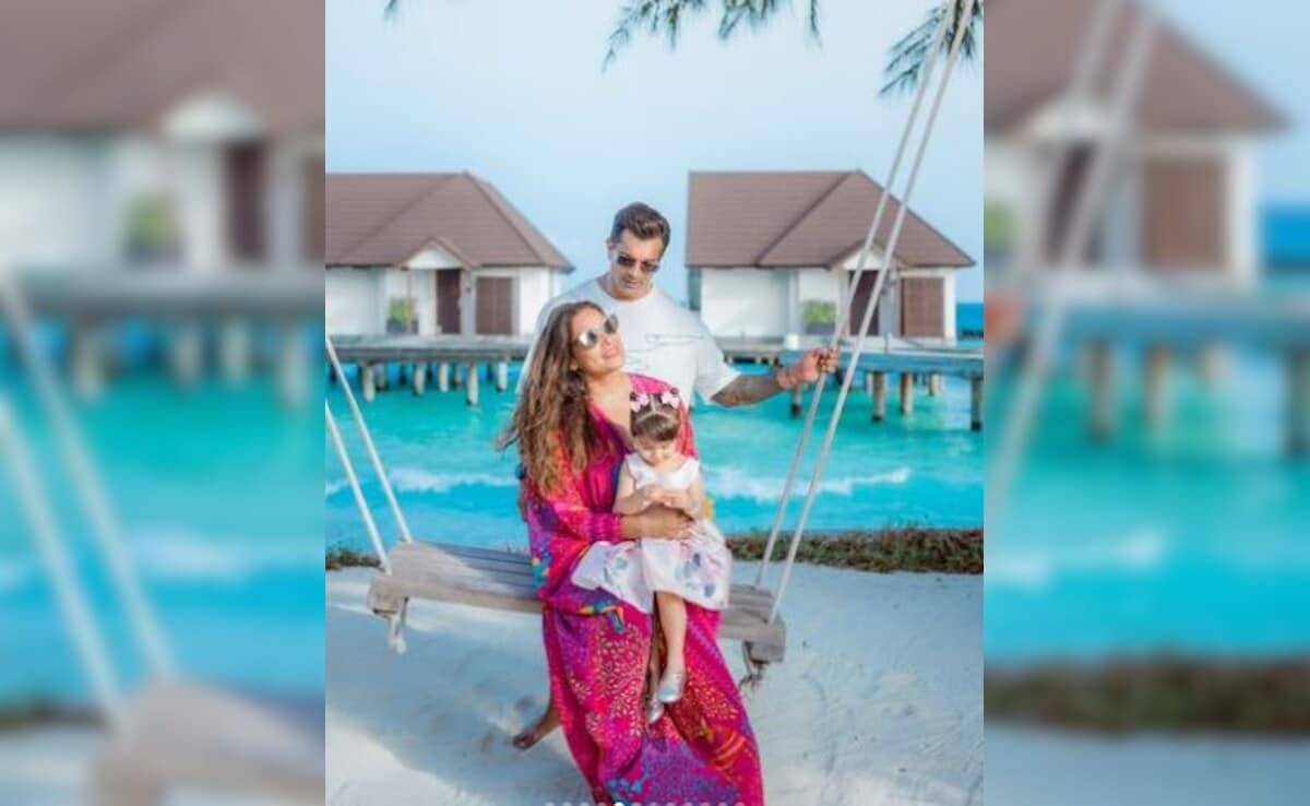 Bipasha Basu And Karan Singh Grover's Maldives Vacation Album Screams Love. Bonus: Daughter Devi