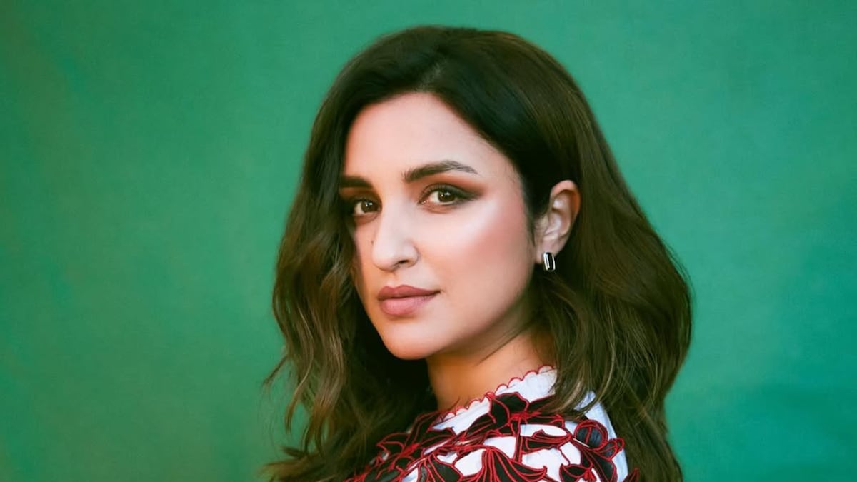 “Best Best Gift On Set”: Deven Bhojani Surprises Parineeti Chopra With A Lip-Smacking Gujarati Spread