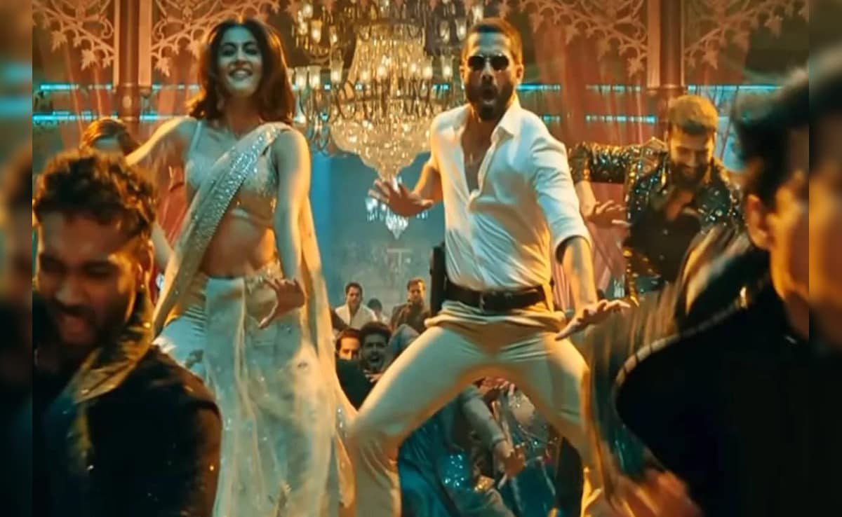 Deva Song Bhasad Macha: It's A Dance Party You Can't Miss. Bonus
