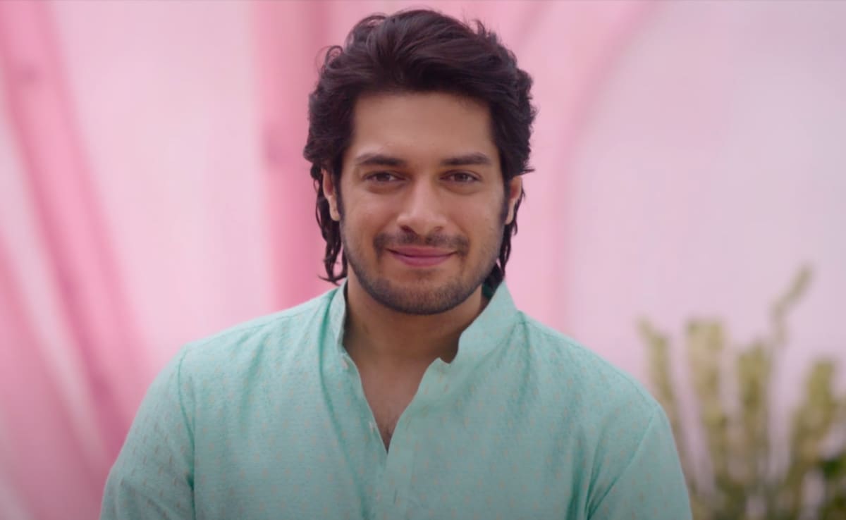 Here’s How Junaid Khan Prepped To Play “Typical Delhi Boy” In Loveyapa