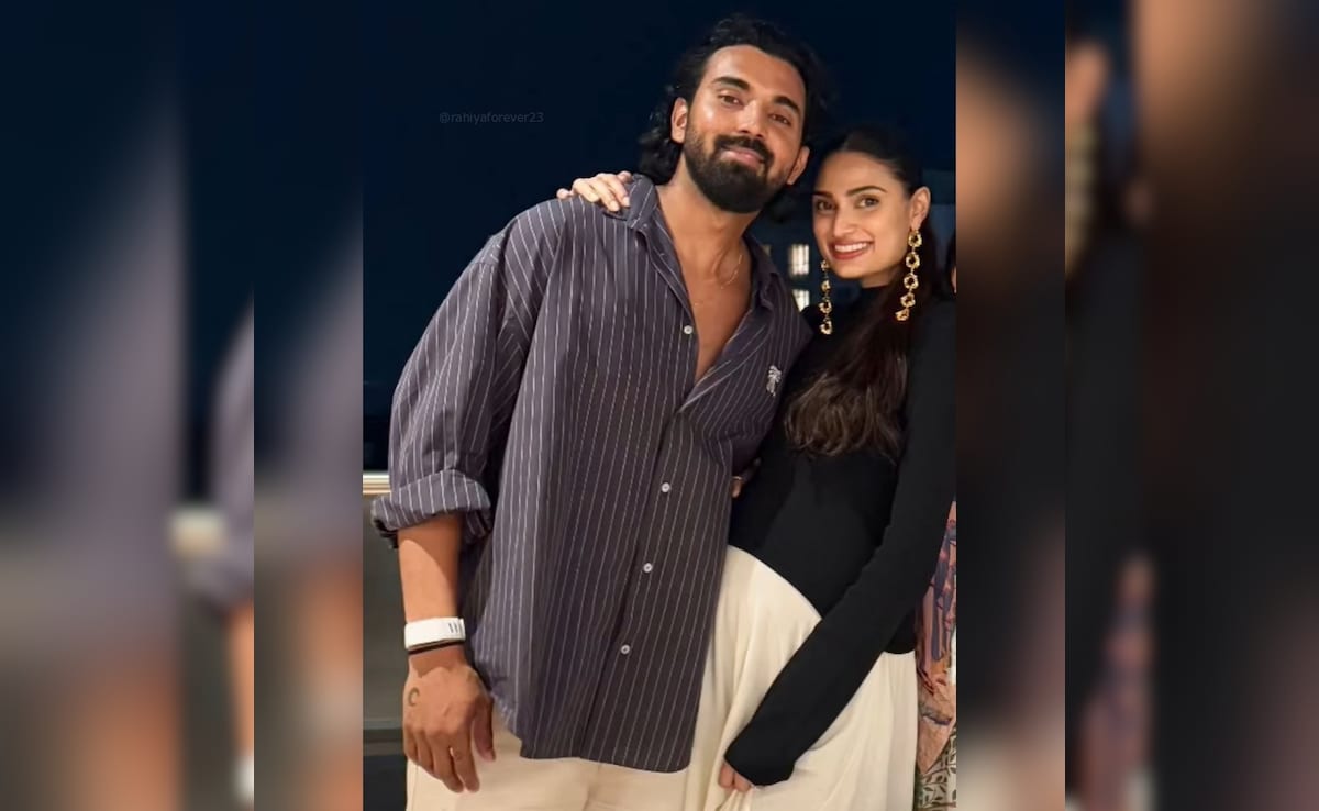 Inside Parents-To-Be Athiya Shetty, KL Rahul's Friends Outing