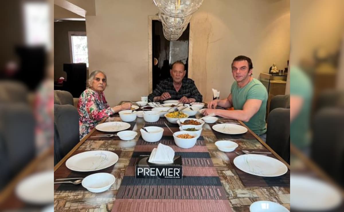 Inside Sohail Khan's Lunch Date With Parents Salim Khan And Sushila Charak: "I'm The Lucky One"