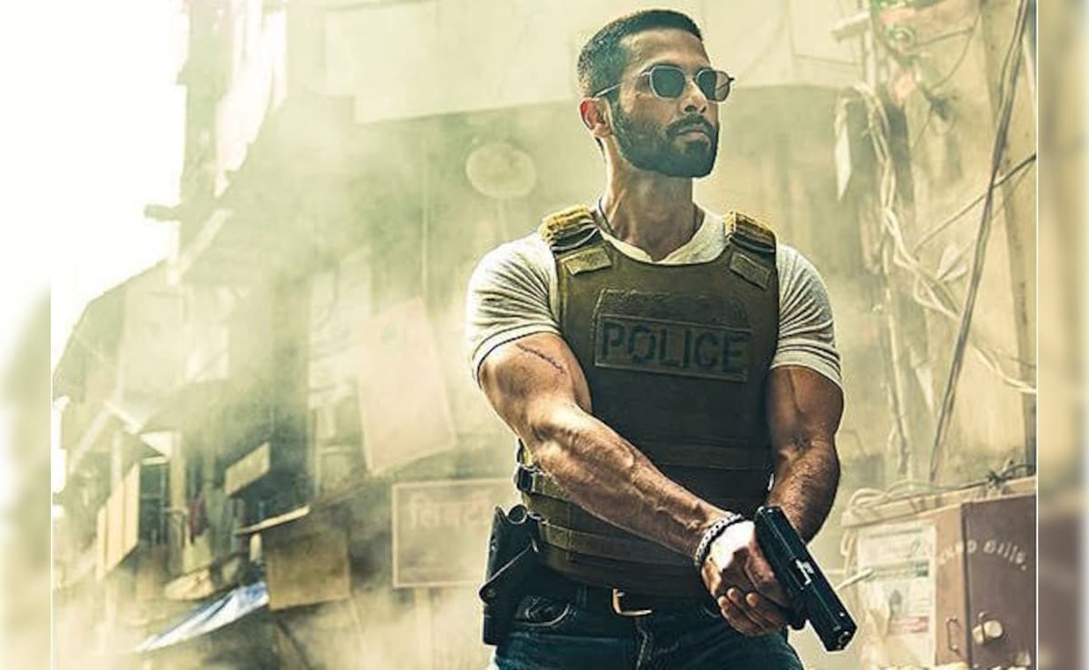 It Is A Shahid Kapoor Show All The Way