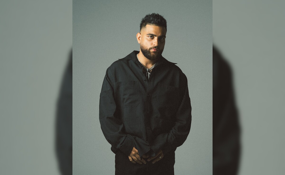 Karan Aujla On Fan Throwing Shoe At Him During London Concert