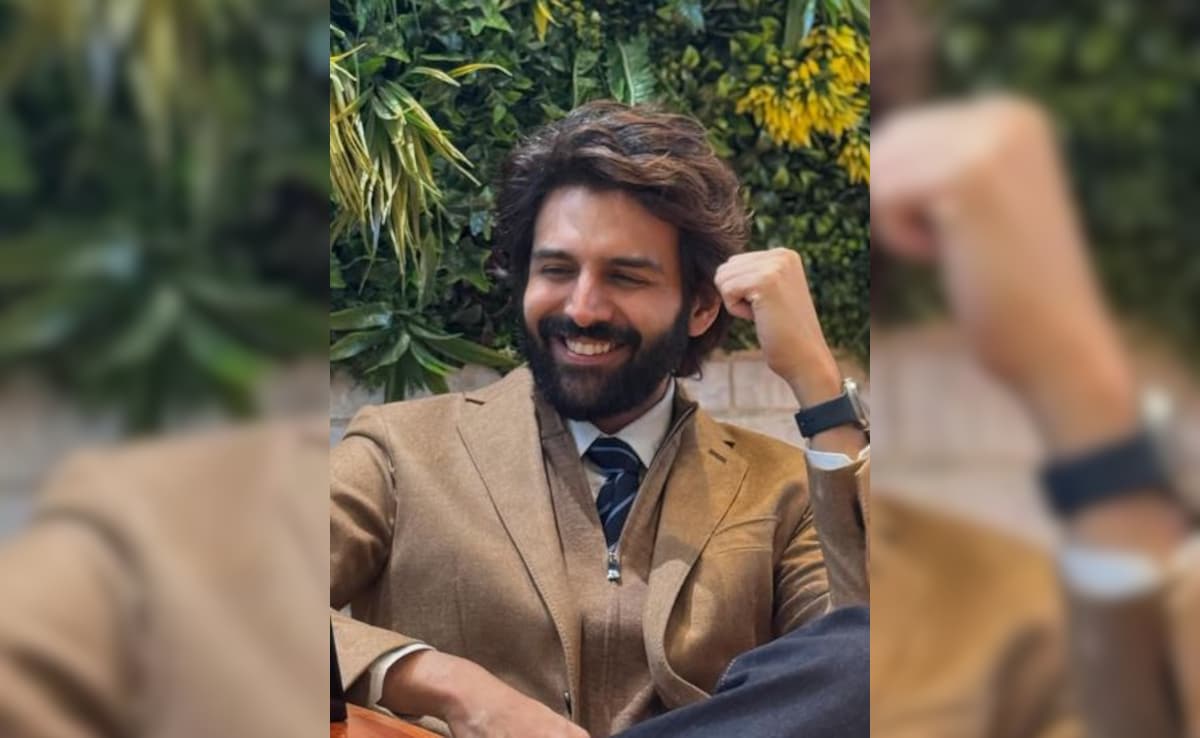 Kartik Aaryan’s Fun Banter With A Fan Over His Viral Interaction With Alia Bhatt At Raj Kapoor Event