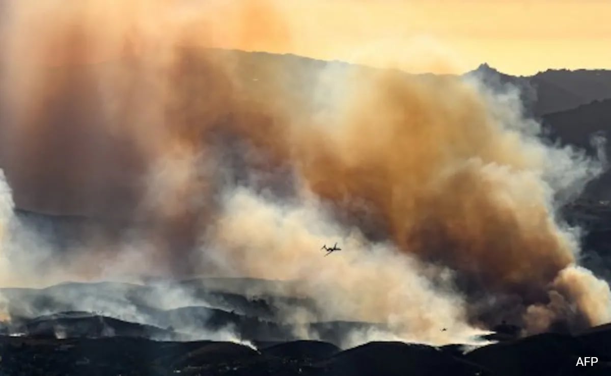 Los Angeles Residents Ask Cause Behind Raging Wildfires