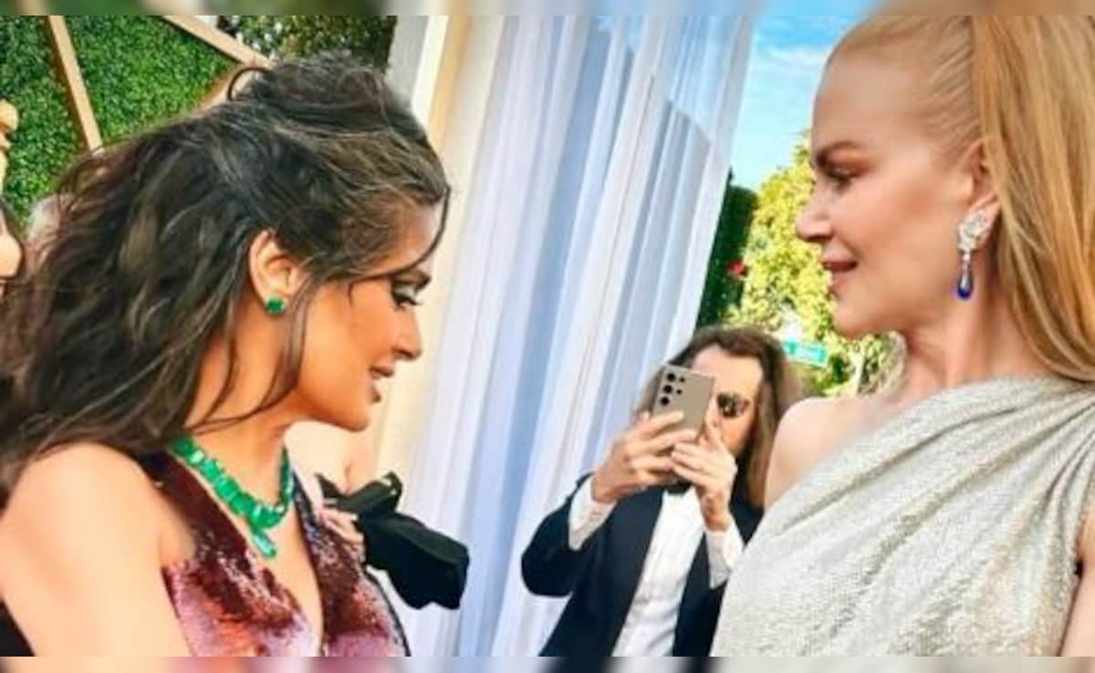 Salma Hayek's Picture-Perfect Moments With Nicole Kidman, Angelina Jolie And Others