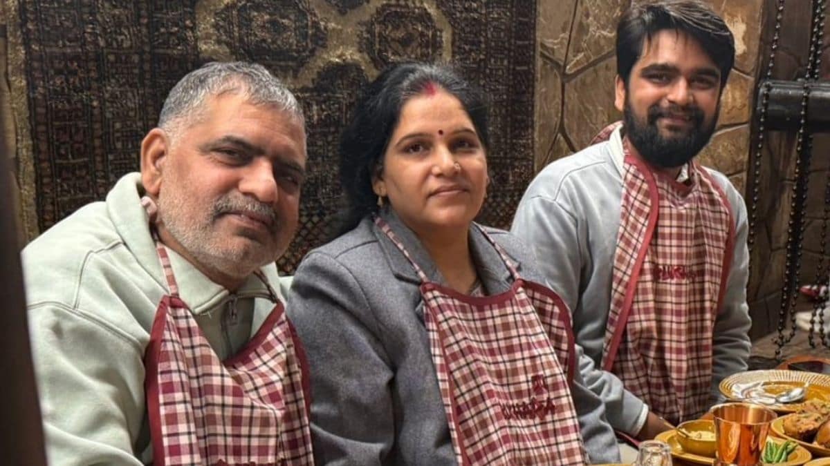 Son Takes Father To Dinner At Luxury Hotel Where He Worked 25 Years Ago