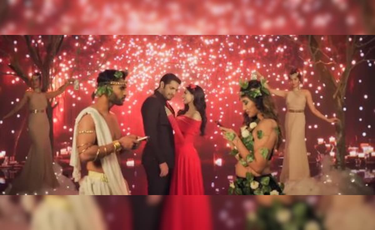 Title track from Junaid Khan-Khushi Kapoor's Next Film Is A Quirky Number