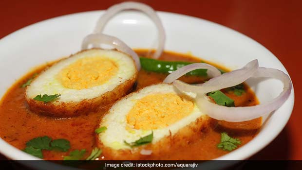 Watch: Masala Egg Curry Recipe - This Spicy Egg Curry With South Indian Tadka Is Sensational