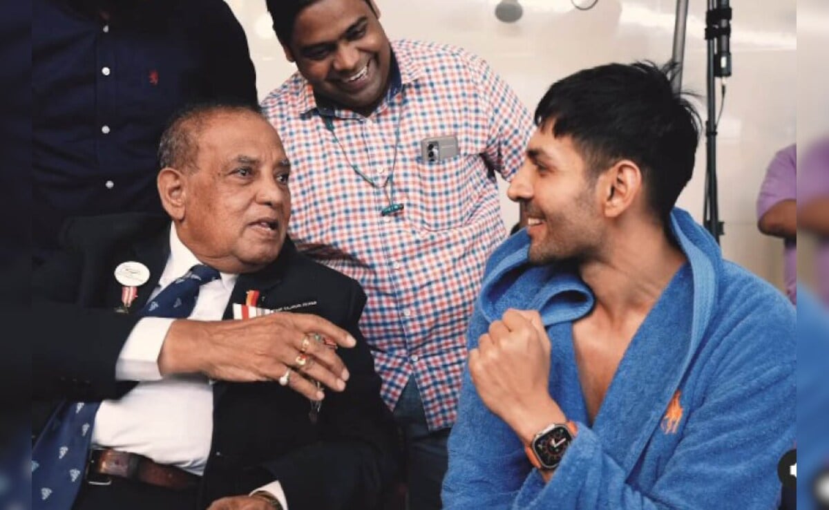 What Kartik Aaryan Posted For Arjuna Awardee 'Chandu Champion' Murlikant Petkar