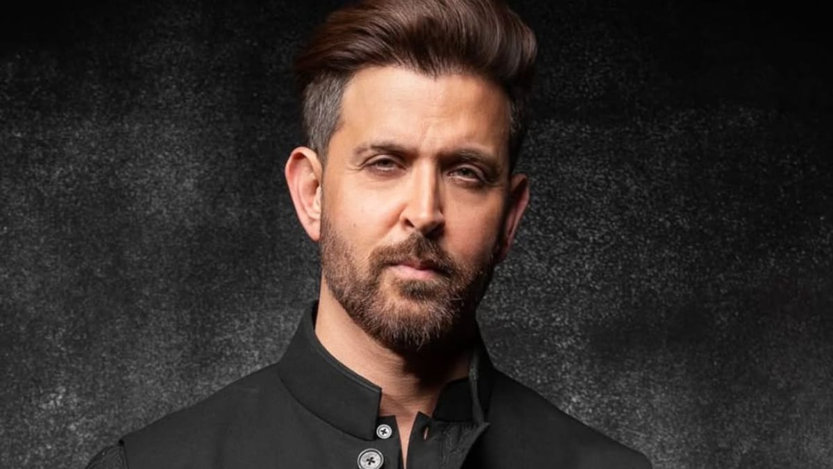 Hrithik Roshan Relishes Gajar Ka Halwa On Weekend - See Post
