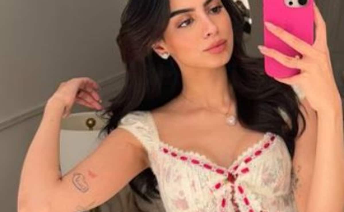 Khushi Kapoor Receives Shout Out From Rumoured Boyfriend Vedang Raina