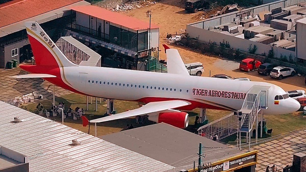 This "Unique" Airplane-Themed Restaurant In Bengaluru Has Social Media Abuzz