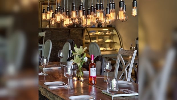 Interiors fit for a romantic time Interiors fit for a romantic time