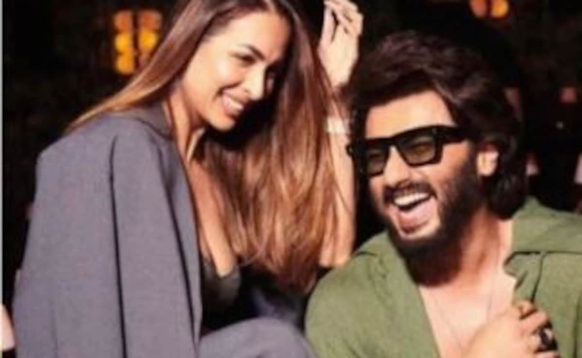 After Watching Ex-Girlfriend Malaika Arora Dance, Arjun Kapoor's Bolti Band