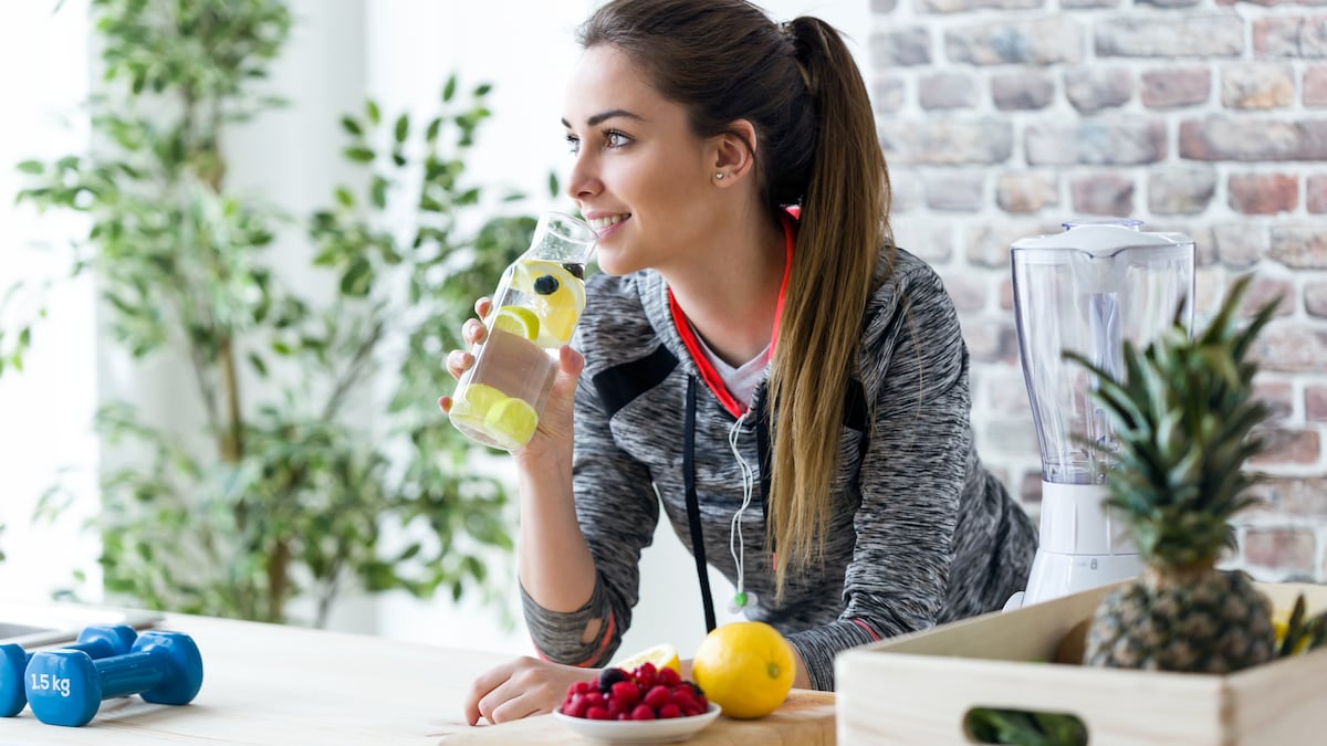 How To Detox And Lose Winter Weight With A Spring Diet
