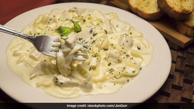 This Four Cheese Pasta Is The Ultimate Answer To All Your Cheese Cravings