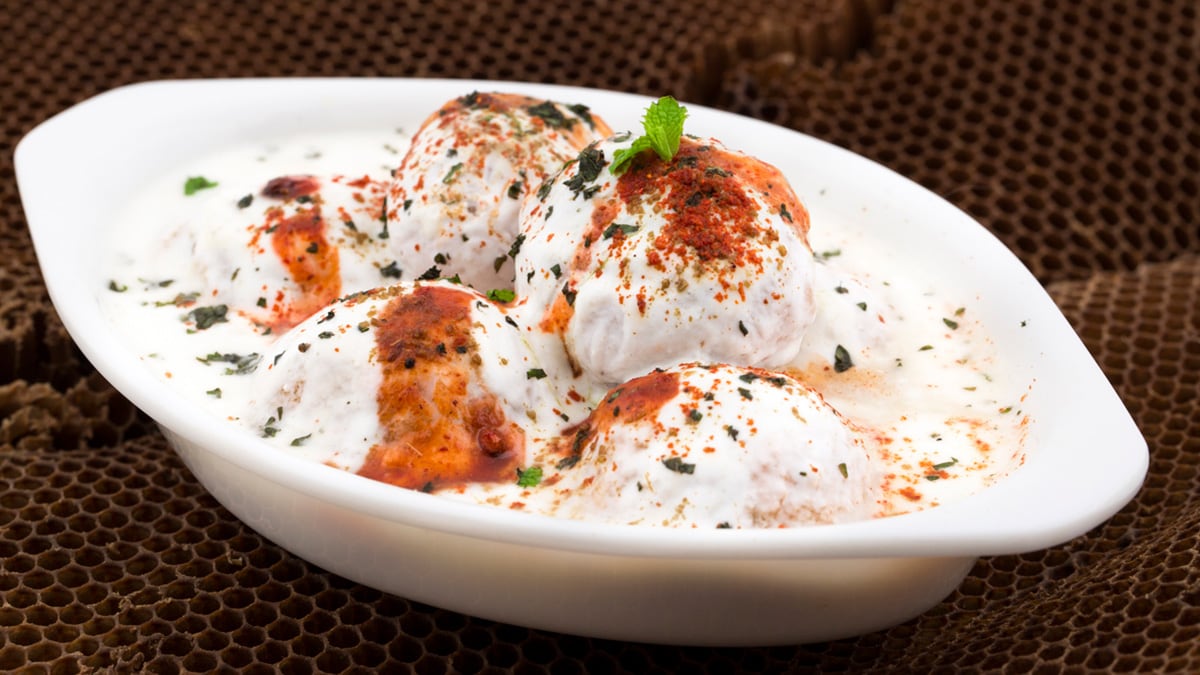 How To Make Soft And Fluffy Dahi Bhalla Like A Pro