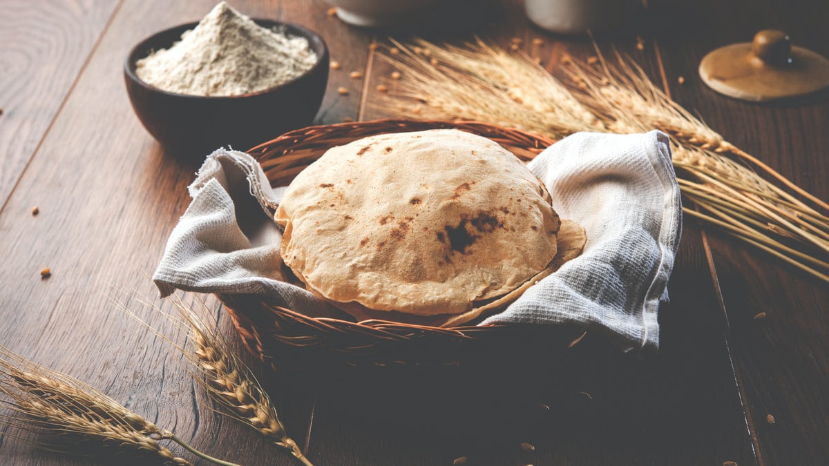Woman Shares Hack To Make Multiple Rotis In One Go, Leaves Internet Divided